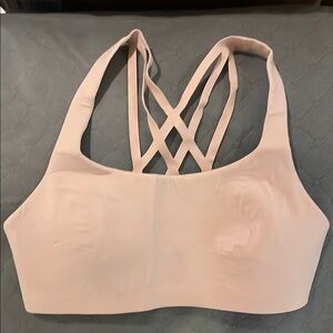 Lululemon women’s pink/nude sports bra